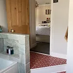 Hotel Perky Pike